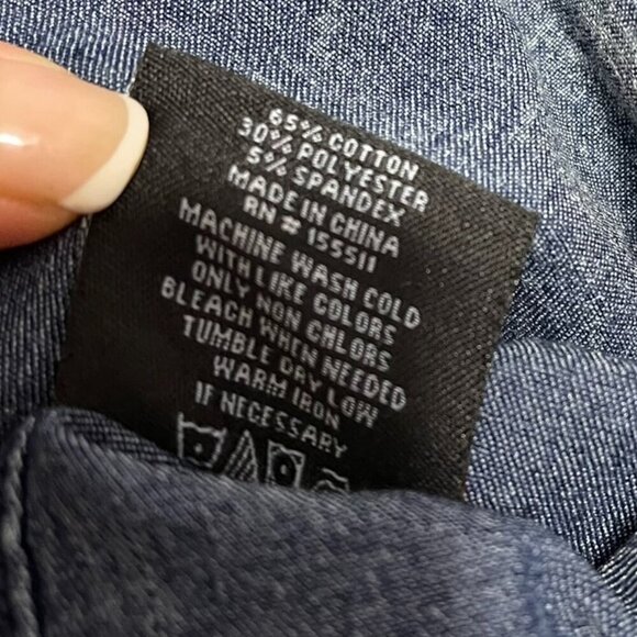 Airwalk Men’s Distressed Denim Button-Down Shirt, Long Sleeve, Size M, Vintage - Picture 6 of 6